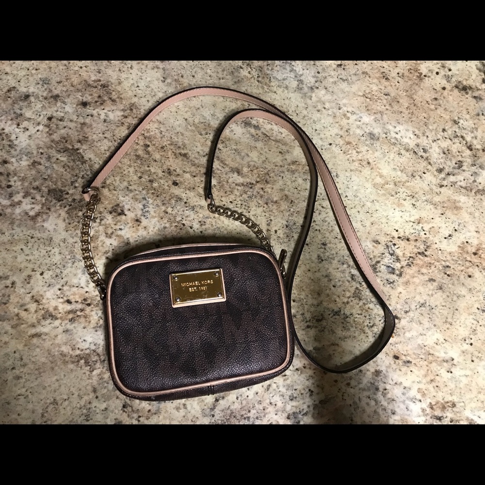 Michael Kors crossbody purse